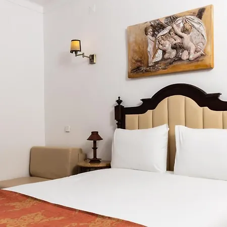 Casa De S. Thiago Do Castelo Guest house 3*