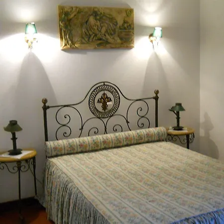 Casa De S. Thiago Do Castelo 3*