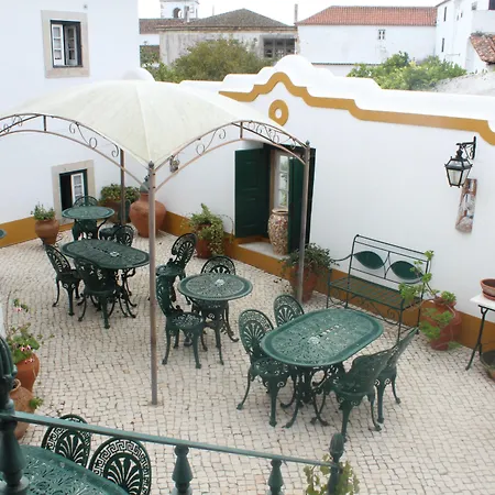 Pensjonat Casa De S. Thiago Do Castelo