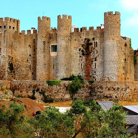 كاسا دي سان ثياجو دو كاستيلو Óbidos