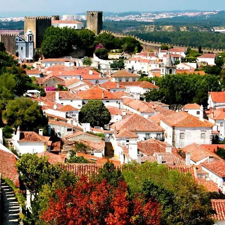 بيت ضيافة كاسا دي سان ثياجو دو كاستيلو Óbidos