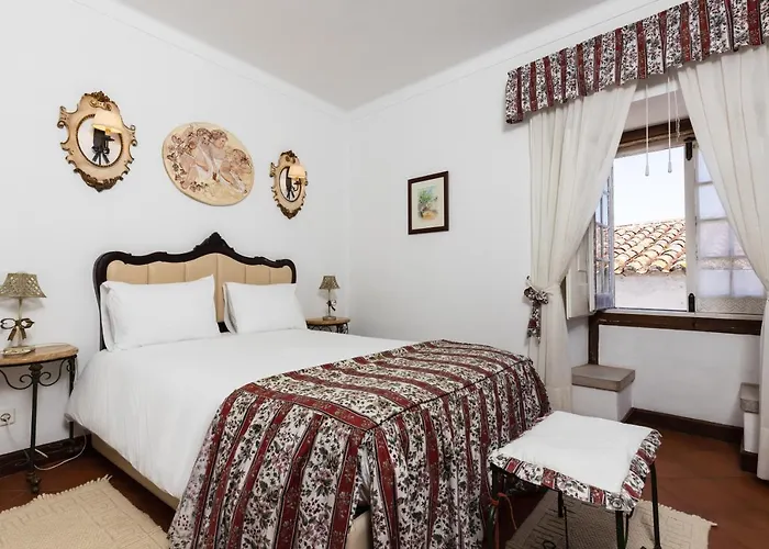 Casa De S. Thiago Do Castelo Obidos