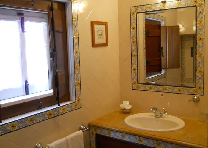 Casa De S. Thiago Do Castelo Óbidos