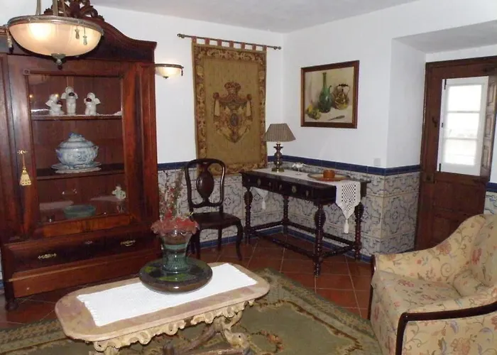 Casa De S. Thiago Do Castelo Óbidos